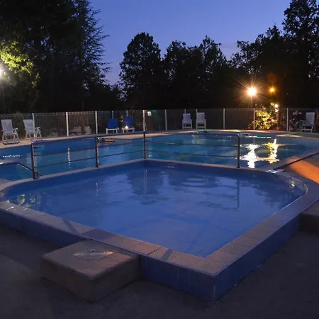 - Village Familial A Au Coeur Du Vignoble Lotois * Prayssac