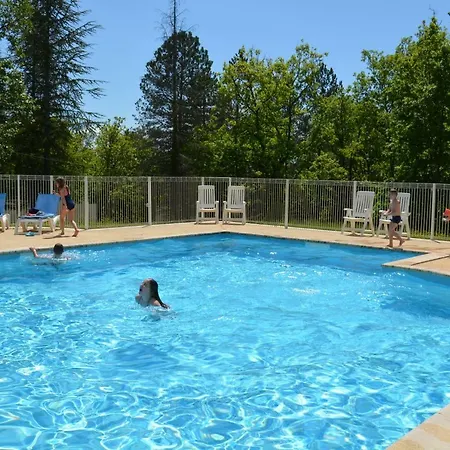 Aldeamento Turístico - Village Familial A Au Coeur Du Vignoble Lotois