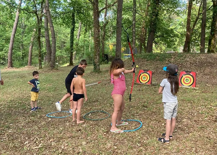 - Village Familial A Au Coeur Du Vignoble Lotois * 普赖萨克