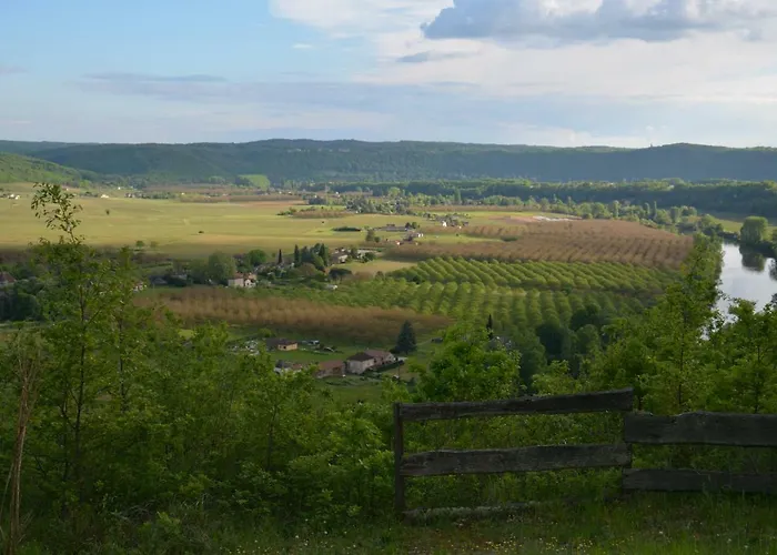 - Village Familial A Au Coeur Du Vignoble Lotois *