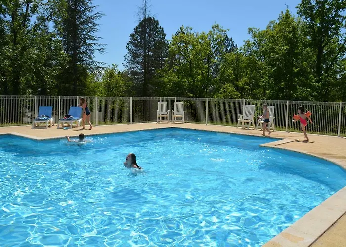 Parque de vacaciones - Village Familial A Au Coeur Du Vignoble Lotois